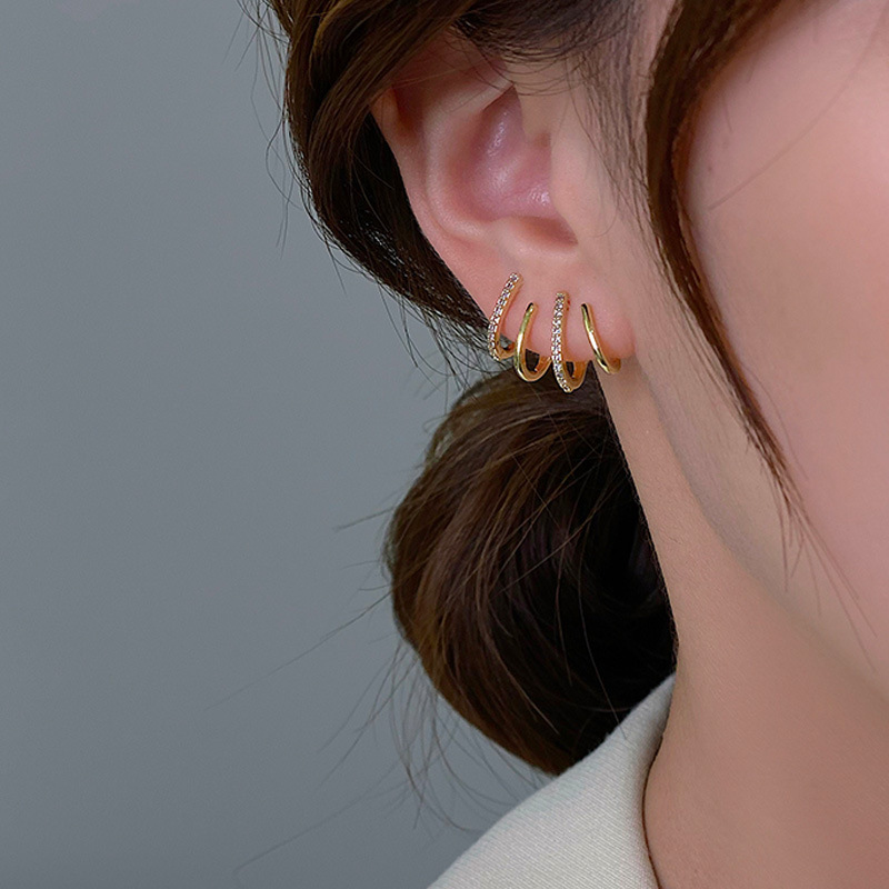 한국어 골드 도금 스파클링 지르콘 스터드 귀걸이 패션 불규칙한 기하학 귀 스터드 여성을위한 절묘한 귀걸이 쥬얼리 선물